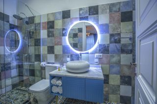 Heritage Hotel & Suites