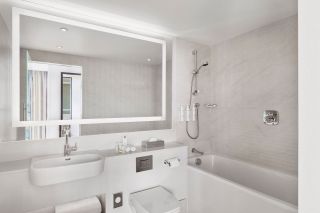 Courtyard by Marriott Batumi 